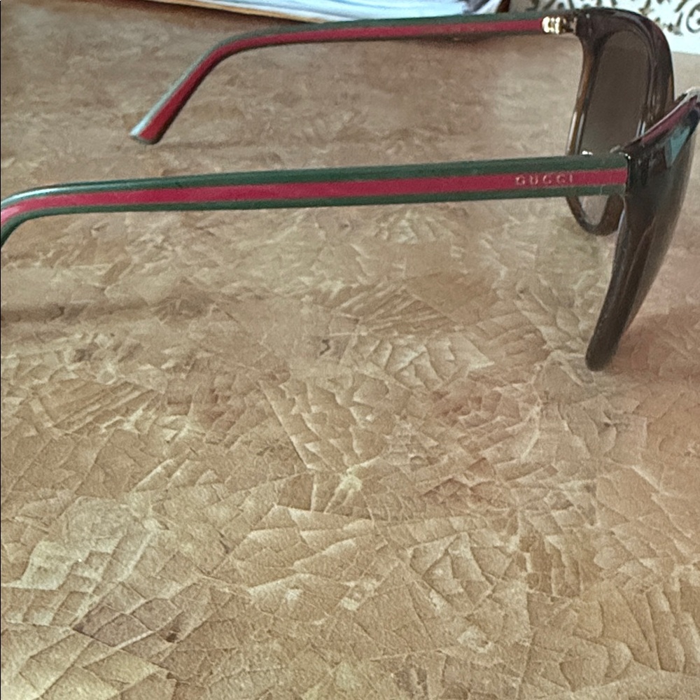 Gucci Brown Sunglasses for Women - Picture 4 of 6